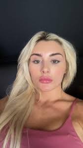 Nicole Gilman's Instagram, Twitter & Facebook