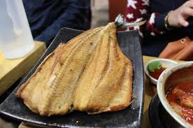Mix ½ cup water, ½ cup soy sauce, 1 tablespoon sesame oil, 2 tablespoons minced garlic, 1 tablespoon minced ginger, 1½ tablespoons sugar, ½ tablespoons sesame seeds, 1 tablespoon. The Most Delicious Fish I Had In Seoul At Namdaemun Market Hairtail Alley Koreanfood
