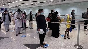 Pua dilarang ke luar negara sejak julai 2015 berikutan disiasat oleh polis kerana menjalankan aktiviti menjejaskan demokrasi berparlimen. Kementerian Luar Negeri Mengkonfirmasi Larangan Wni Masuk Arab Saudi Dunia Tempo Co