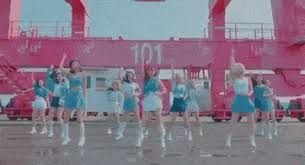 mv 이달의 소녀 (looπδ) hi highlooπδ [+. Hi High Loopd Finally Make Their Real Actual Official Debut Muumuse