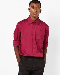 Men's shirts get a designer touch with wills lifestyle, featuring a range of designs from classic to casual. Buy Burgundy Shirts For Men By Wills Lifestyle Online Ajio Com