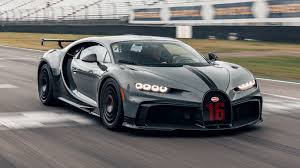 Insert the top speed key. Bugatti Chiron Pur Sport Review 3 4m Drivers Bugatti Tested Reviews 2021 Top Gear