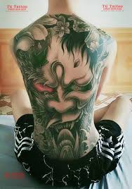 Mỗi họa tiết đều có hình dáng độc đáo, mang ý nghĩa đặc biệt, liên kết giữa sở thích và tính cách của nam rapper. Tá»•ng Há»£p Nhá»¯ng Hinh XÄƒm Ä'áº¹p Nháº¥t XÄƒm Hinh Háº£i DÆ°Æ¡ng Hinh XÄƒm Ä'áº¹p Hinh XÄƒm Vip Xamhinhhd