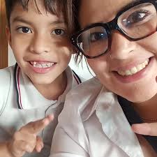 Gracias por elegirme como su mami los amo