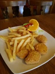 Chicken nuggets mit pommes frites. Pommes Mit Nuggets Bild Von Zur Rollmopsschanke Penig Tripadvisor