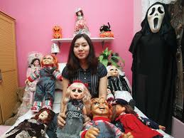 Nyaman Berteman Boneka Horor