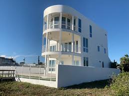 At the commissariat store in brisbane, we came across sea shells embedded in the mortar of one of its walls. Residential Painting Contractor Anastasia Painting