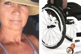 Fundraiser for Monique Cortie by Jaimy Lobatto : HELP onze Monique aan een  goede rolstoel!