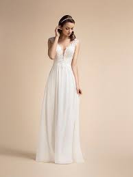 A Line Chiffon Dress With Deep Sweetheart Neck And Deep V Back Moonlight Wedding Dress Style T906 Moonlight Wedding Dress Wedding Dress Styles Wedding Dresses