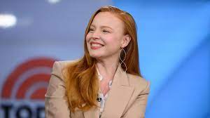 Lauren ambrose was born on february 20, 1978 in new haven, connecticut, usa as lauren anne d'ambruoso. Lauren Ambrose Discusses New Thriller Series Servant