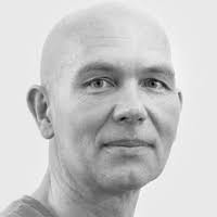 A list of who Saaniya Singhal is following