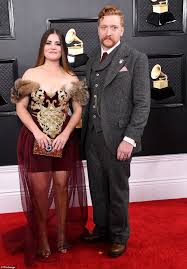 Revealed Grammy Awards Worst Dressed In 2020 Hot Pink Dresses Grammy Awards Red Carpet Red Carpet Dresses