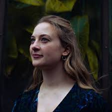 Alice Allen's Instagram, Twitter & Facebook