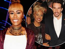 Discover video clips of recent music performances and more on mtv. Emeli Sande Divorces Husband After Just One Year Singer Is Still Struggling With Loss Of Her Best Friend Mirror Online