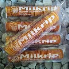 Antara butter, roombutter ( roomboter ) dan margarin di lihat sekilas ketiga bahan ini memang mirip semua, tapi ketika digunakan dalam bahan makanan tentu rasa, aroma dan tekstur yang dihasilkan akan berbeda, sehingga sering kali kita bingung membedakan antara ketiga bahan ini. Milkrip Kue Bolu Kering Roombutter Legit Dan Crispy Lazada Indonesia