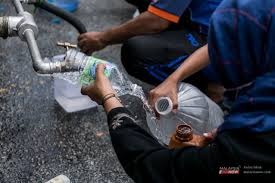 According to syabas, the repair. Pollution Cuts Water Supply In Klang Valley Again Malaysianow
