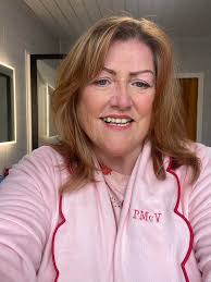 That's me up washed , fed and just need to get dressed and then it's TIME  .. Time for Christmas to finally be over . That tree has to come down 🎄..