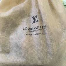 / f ɒ n ˈ d (j) uː /, french: Louis Vuitton Maison Fondee En 1854 Parish Nar Media Kit