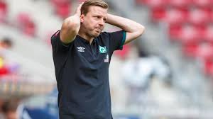 Florian kohfeldts ehefrau juliane kann auf deutlich mehr weltmeisterschaftsteilnahmen zurückblicken als ihr mann! Florian Kohfeldt Machtig Geknickt Aktuell Ist Da Viel Leere Kicker