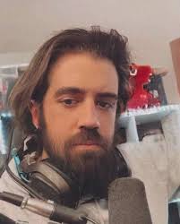 Avi Vasquez (@AviVasquez2)