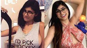 She began acting in pornography in october 2014, becoming the most viewed performer on pornhub in two months. Mia Khalifa Goes Topless On Instagram Pic Goes Viral Cinema Cine News Kerala Kaumudi Online