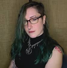 This gator was over 800 pounds and taken in Mississippi 🤯