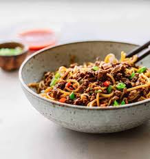 Easy Minced Pork Noodles Pork Noodles Recipes With Hoisin Sauce Pork Mince Recipes