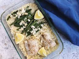 Aiglefin Et Haricots Amandine Avec Citron Et Riz Haddock And Green Beans Amandine With Lemon And Rice Green Beans Yummy Food