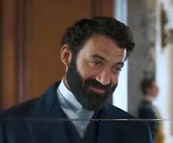 Bertha's ambitions and society connections