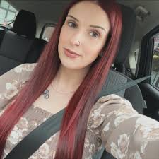 Candice Nicholson in people