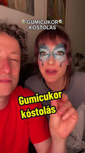 Nagyon ritkán eszünk gumicukrot, de most kivételt tettünk, mert nagyon  kíváncsiak voltunk a Candy Daddy gumicukorra, amit már annyit láttunk itt  TikTokon. Nekem 10/10 volt, nem is véletlen ettem meg ...