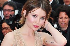 I'm strong. I'm ready to take my clothes off': Emily Browning