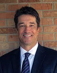 Stephen Mauney's Instagram, Twitter & Facebook