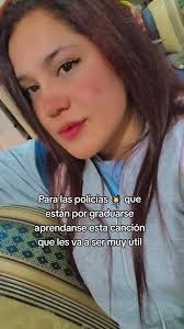 #ecuador🇪🇨❤️ #policeofficer #policiamujer💙 #beckyg #maldeamores  #aprendase #viralvideo #tiktok