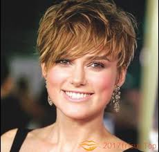 Kurzhaarfrisuren damen ab 50 mit brille frisuren 2018. Kurzhaarfrisuren Damen Mit Brille Mit Pony Haarschnitte Und Frisuren Tre Frisuren Kurze Haare Rundes Gesicht Kurzhaarfrisuren Rundes Gesicht Kurzhaarfrisuren