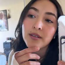 Erika Lu (lucioeri17)