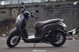 Gambar hijaukan kembali untuk masa depan bumi kita. Kenali 5 Generasi Honda Scoopy Dari Masa Ke Masa Bmspeed7 Com