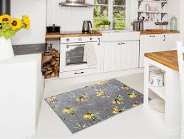 Birbirinden Guzel Desenleriyle Tum Hali Kilim Ve Paspaslarda 1 Alana 1 Bedava Firsati Sadece 3 Gun Www Madamecoco Com Halilar Kilim Desenler