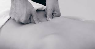 Improperly performed acupuncture can cause serious side effects. Mamie Net Shop L Acupression Pour Soulager Les Maux De Dos