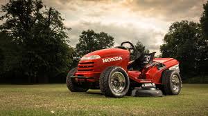 Welcome to the best honda lawn mowers review guide. Honda Racing S 109 Hp Lawn Mower 130 Mph Mean Mower From Honda Racing