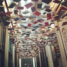 Books Hanging From The Ceiling In Leadenhall Market Gracechurch Street London Books London Mar Atlanticbooks
