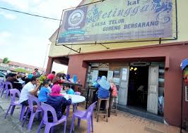 + traditional wedding photograph + offical photographer + wedding card designer. Keenakan Laksa Telur Bersarang Beri Pulangan Lumayan