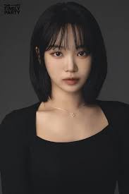 Chaewon bob era : r/Chaewon