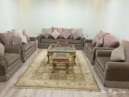 للبيع كنب مكون من خمس قطع عنيزه سوق كلشي أونلاين