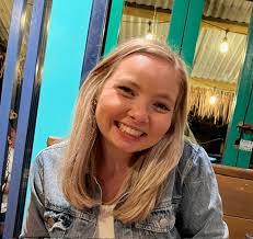 Julie Koontz's Instagram, Twitter & Facebook