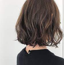 秋は カジュアルなのに可愛い ボブ パーマヘアがおすすめ ビューティーナビ ボブパーマ ヘアスタイリング パーマヘア