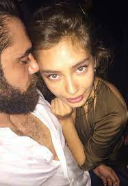 Neslihan Atagul Ve Kadir Dogulu Oyunculuk Unluler Serum