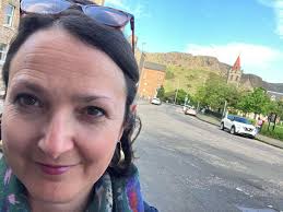 Briefly back in one of the best places, Edinburgh thanks for having me  ❤️❤️❤️