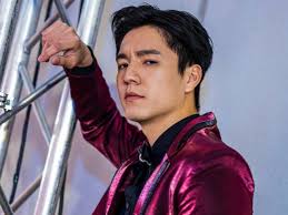 Kalok Chow and Lau Dan will give Ricco Ng some space