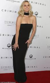Pin On Alice Eve